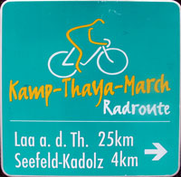 kampthayamarchroutebord.jpg