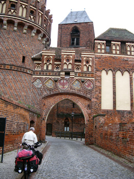 074stadspoorttangermunde